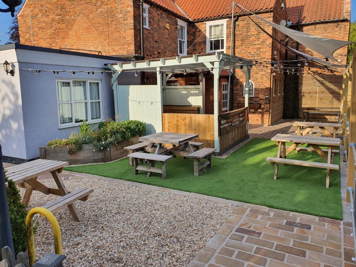 The Lord Nelson Inn Newark upon Trent Exterior foto